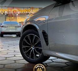 بی ئێم دەبڵیو X5